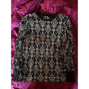 Baroque Delia’s Y2K 2xl thermal in black & white
